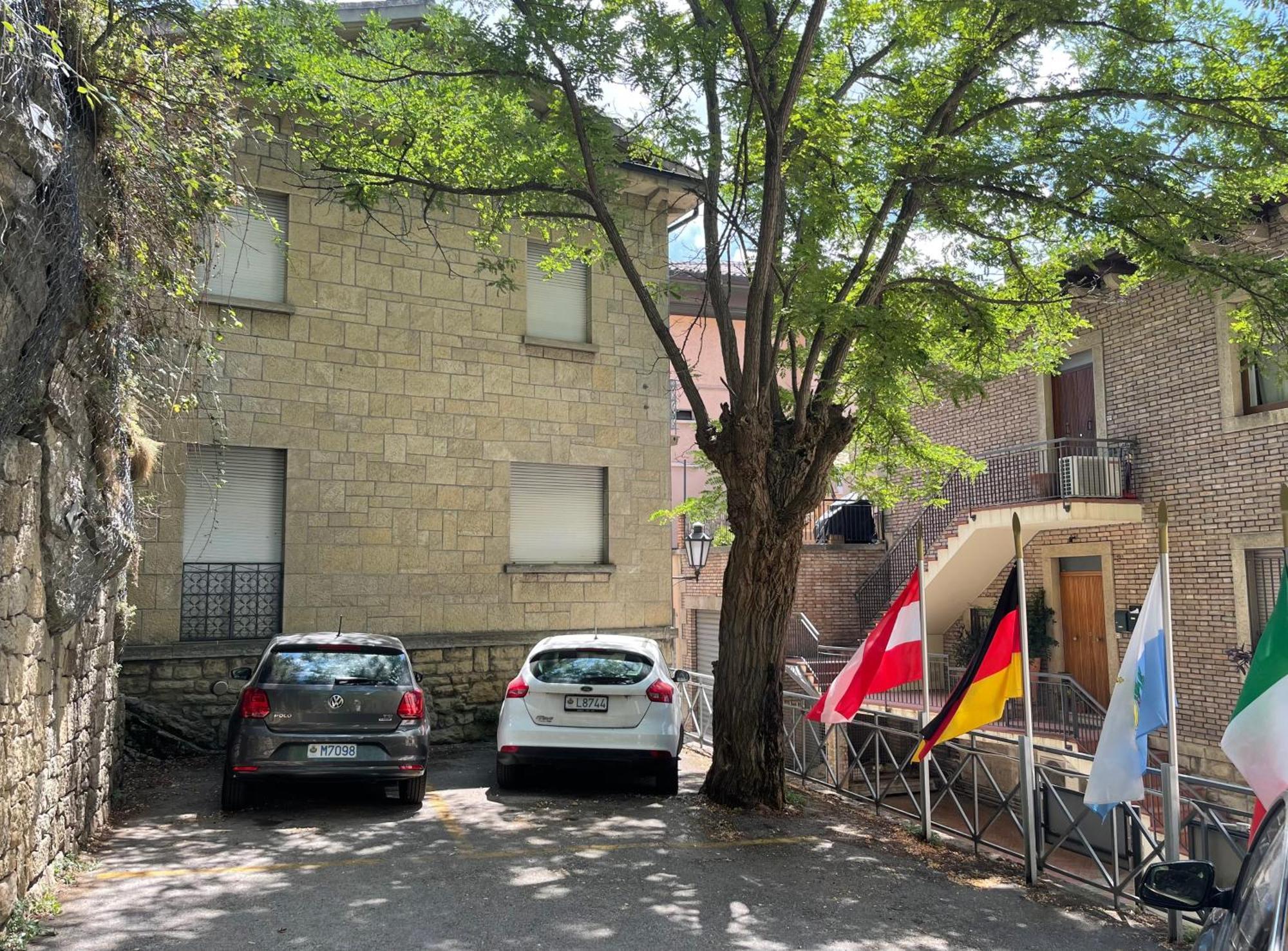La Famosa Dimora Ambasciatore San Marino Luaran gambar
